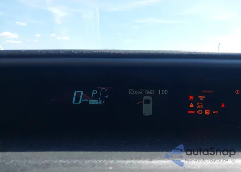 2014 Toyota Prius C One из США, поврежденный, VIN JTDKDTB34E1560420